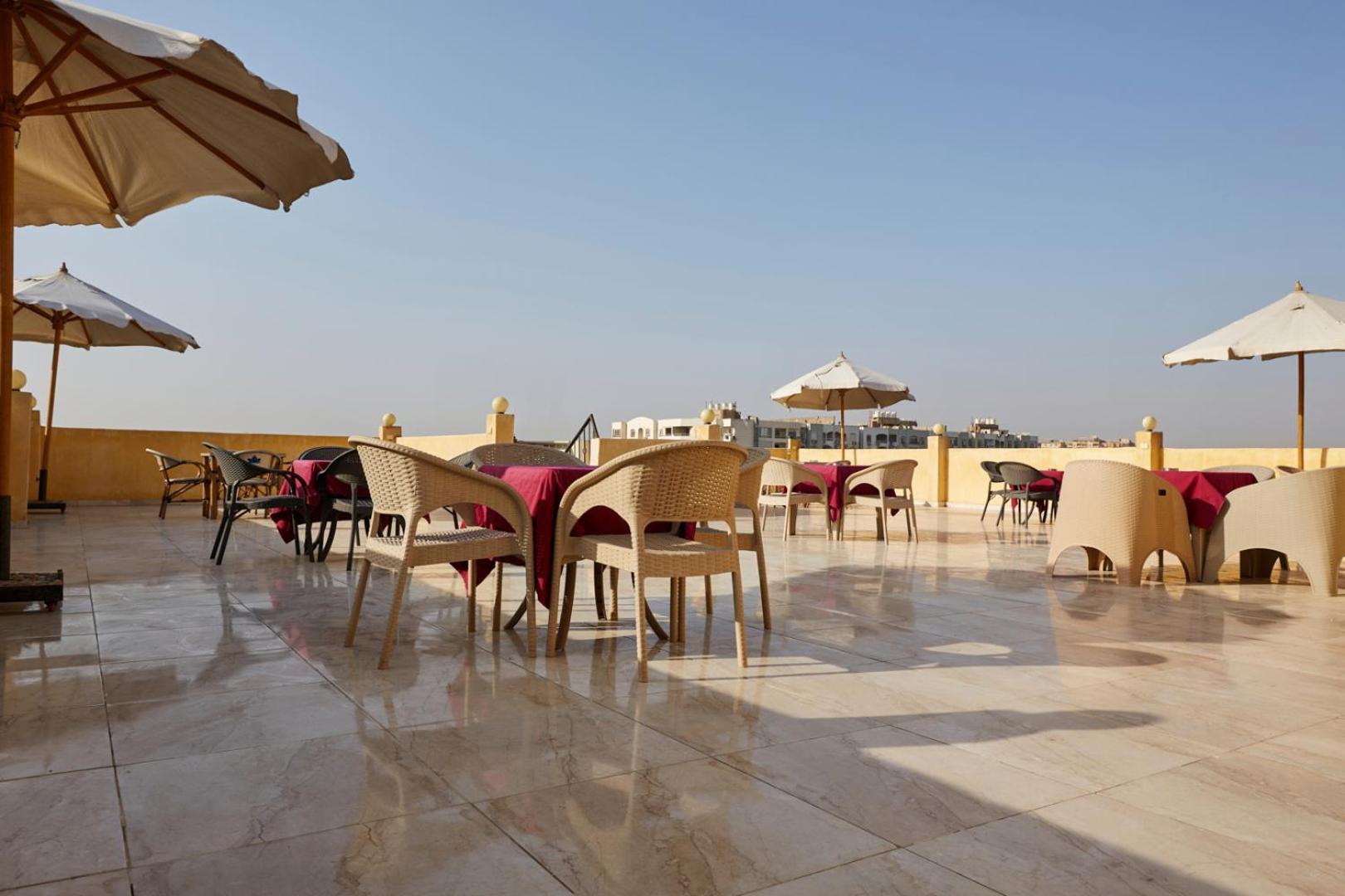 Grand Pyramid View Hotel Kafrat al Jabal Экстерьер фото